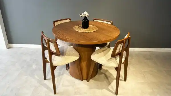 Petra Ceviz Masa Takımı